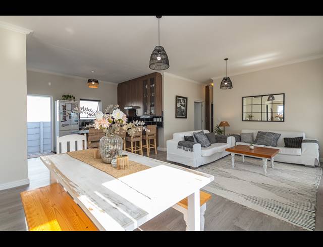 3 BEDROOM FREESTANDING SOLD IN SUNNINGDALE